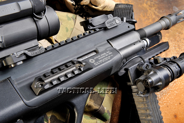 STEYR AUG A3 NATO closeup