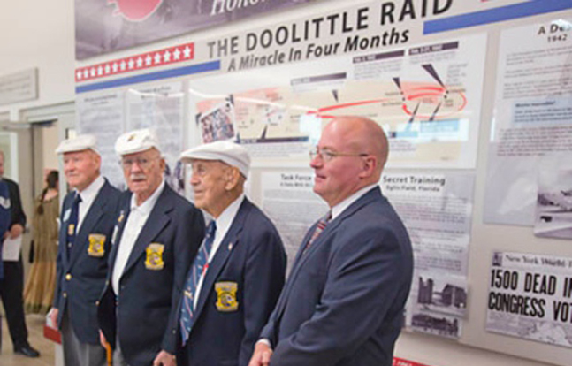 Doolittle Raiders Meet for One Last Toast