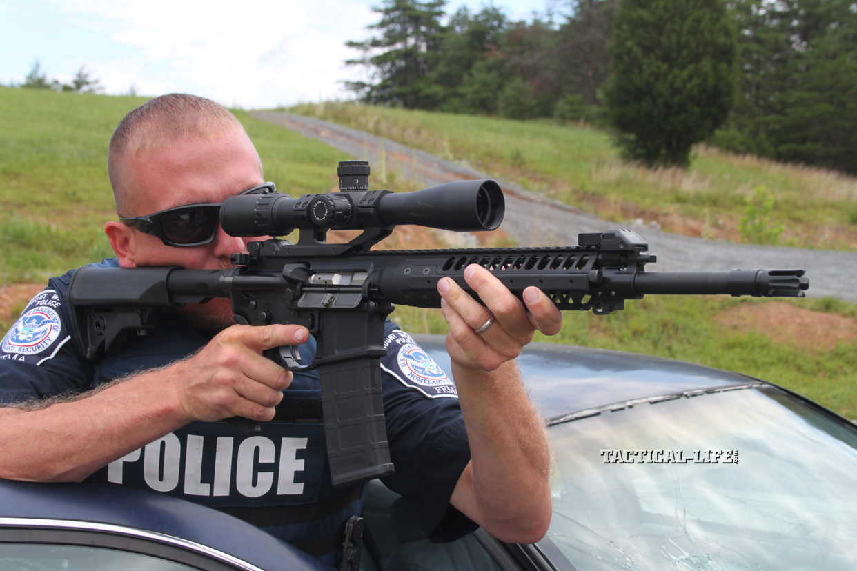 Sneak Peek - LWRCI M6 Individual Carbine in action