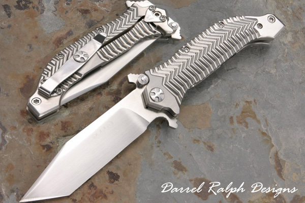 Darrel Ralph Designs has announced the release of the Expendables 4-inch knife.
