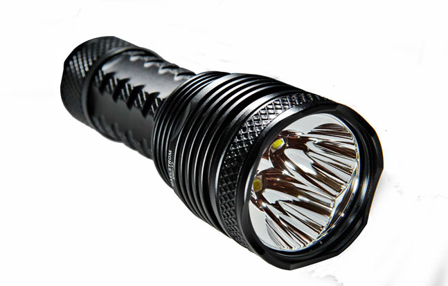 Foursevens Maelstrom MMU-X3 Tactical Flashlight