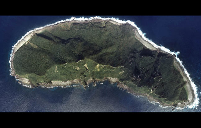 Uotsuri-shima, the largest of the Senkaku Islands at 4.3 km2 (1.7 sq mi), in an aerial photograph taken in 1978 by the MLIT, the omnibus ministry which operates the Japan Coast Guard.