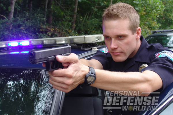 Glock 22 officer beane levels his glock 22