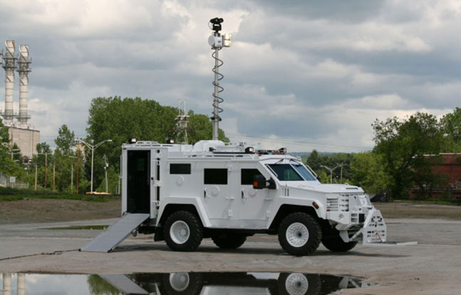 Lenco Industries BombCat feed