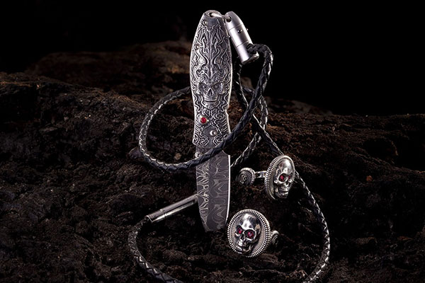 William Henry Morpheus Twilight pendant knife