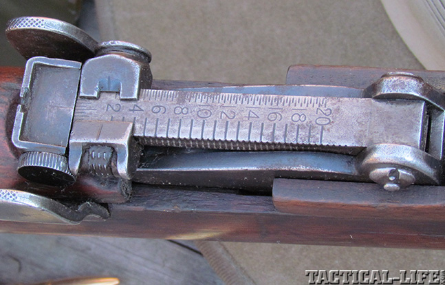 Short Mag Lee Enfield zoom