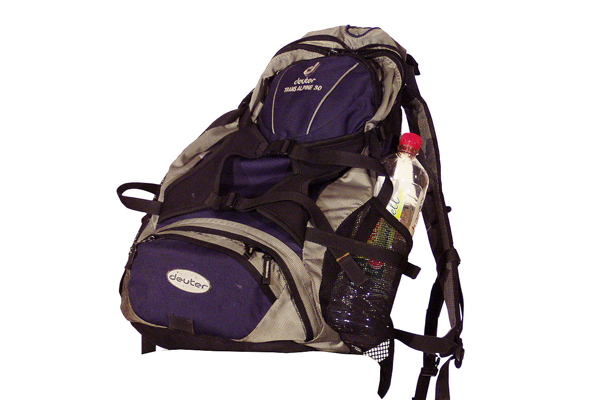 A backpack can be used as a means of self-defense. (Photo: Wikimedia Commons)