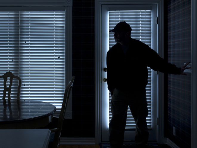 11-year-old girl scares off intruder with shotgun