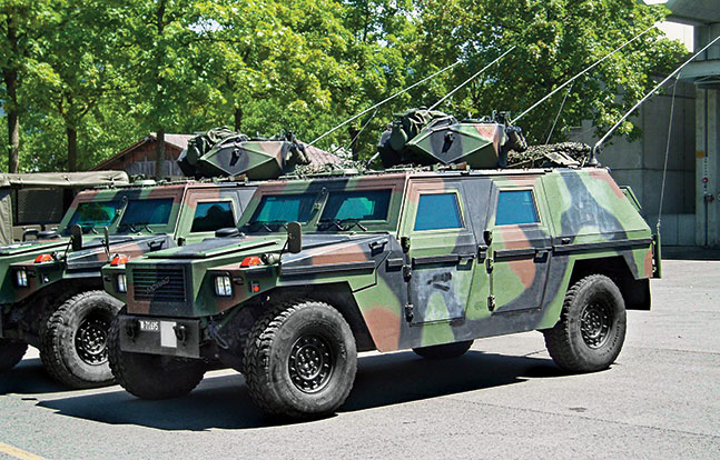Tactical Trucks SWMP Jan 2015 Switzerland MOWAG Eagle V