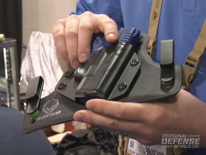 Alien Gear Holsters' Cloak Tuck 2.0, cloak tuck 2.0