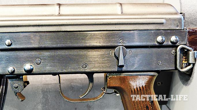 Chinese Type 81 rifle safety