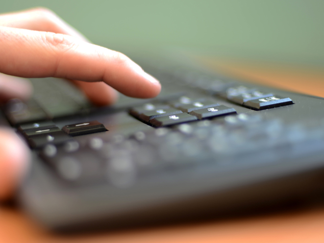 10 Everyday Weapons to Use for Self Defense, everyday weapons, improvised weapons, self-defense, self defense, everyday weapon, improvised weapon, improvised weapon self defense, everyday weapon self defense, keyboard