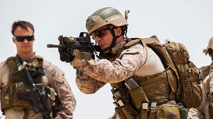 Marines Infantrymen M16 M4 Switch