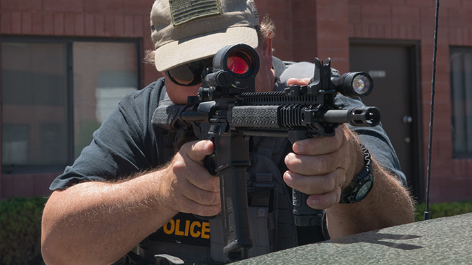 Daniel Defense Lightweight DDM4V5LW GWLE 2015 action