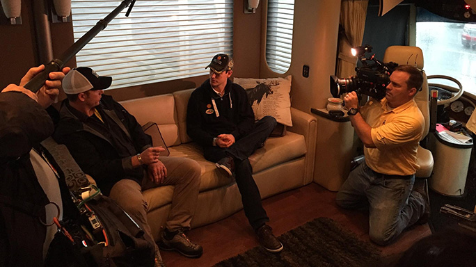 NASCAR Joey Logano Elder Heart Mission 22