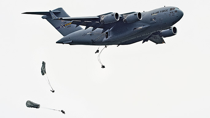 C-17 Globemaster III Paratroopers