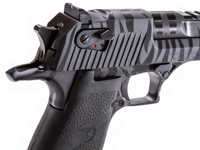 magnum, magnum research, magnum research black tiger stripe desert eagle, black tiger stripe desert eagle, magnum DE44BTS, DESERT EAGLE, TIGER STRIPE DESERT EAGLE