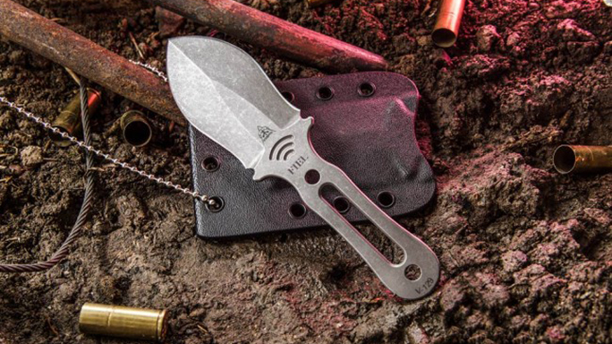 TOPS Knives Fiel Blade lead