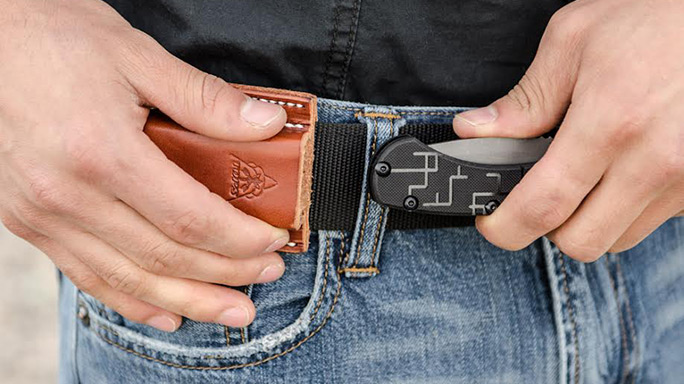 TOPS Knives Tac-Raze Friction Folding Knife belt