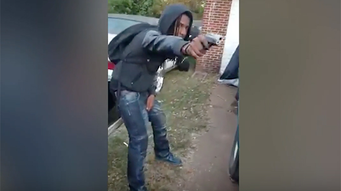 mannequin challenge video arrest