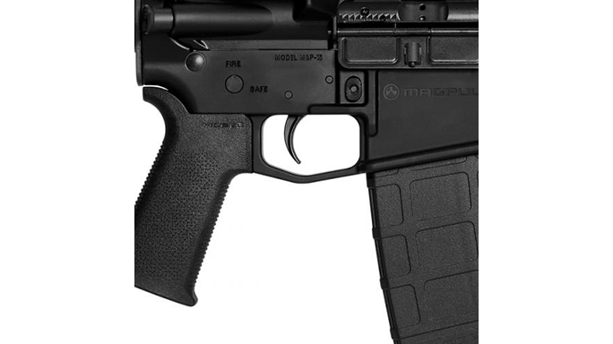 Smith & Wesson M&P15 MOE SL rifle controls
