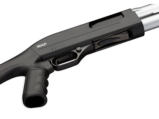 Winchester SXP Shadow Defender marine grip