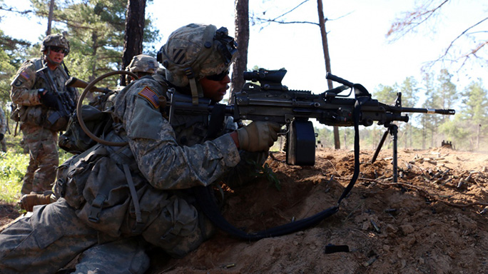 Next Generation Squad Automatic Rifle aim