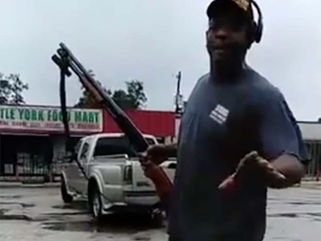 hurricane harvey looters