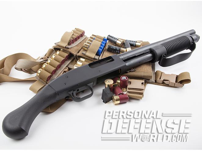 mossberg 590 shockwave short-barreled shotguns
