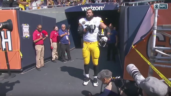 Alejandro Villanueva Pittsburgh Steelers National Anthem