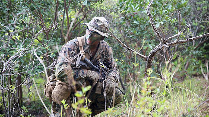 marine corps tropical uniform crouching