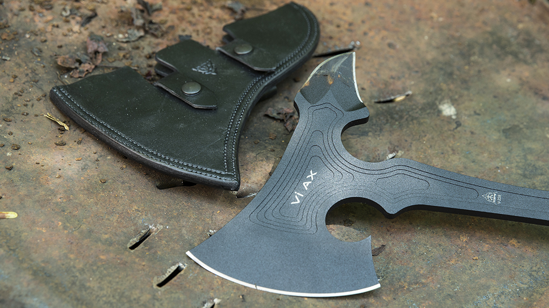 TOPS Vi Ax blade battle field