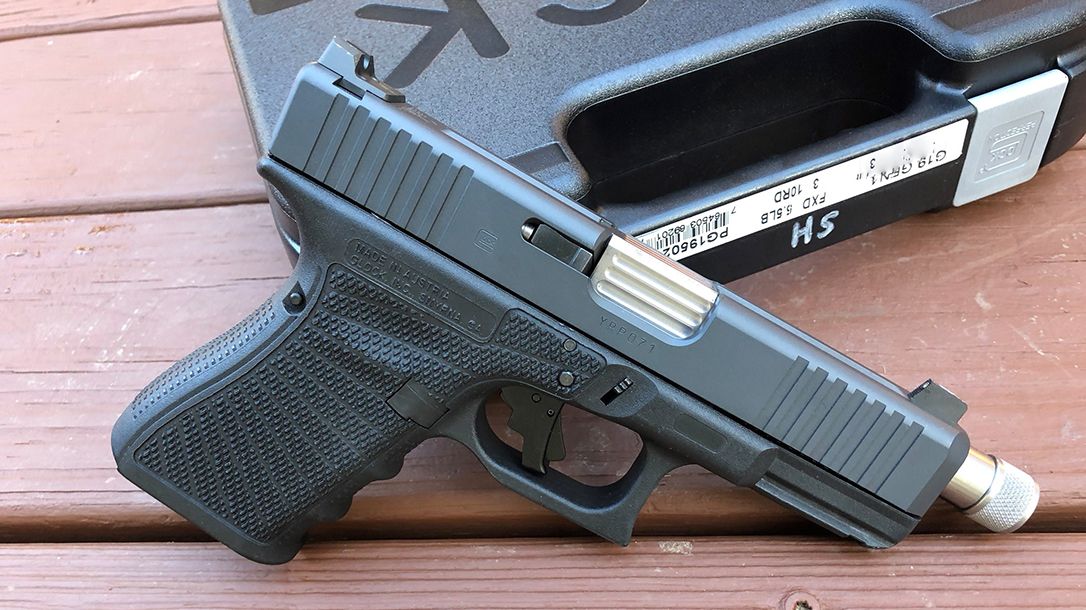 Custom Wilson Combat Glock 19 Gen4 pistol right