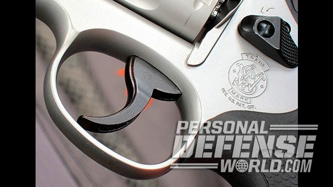 smith wesson Model 66 Combat Magnum revolver trigger