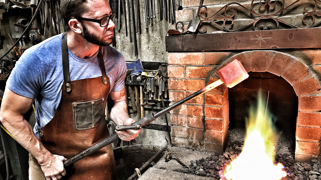 Forge It Ultimate Survival Knife Charly Mann fire