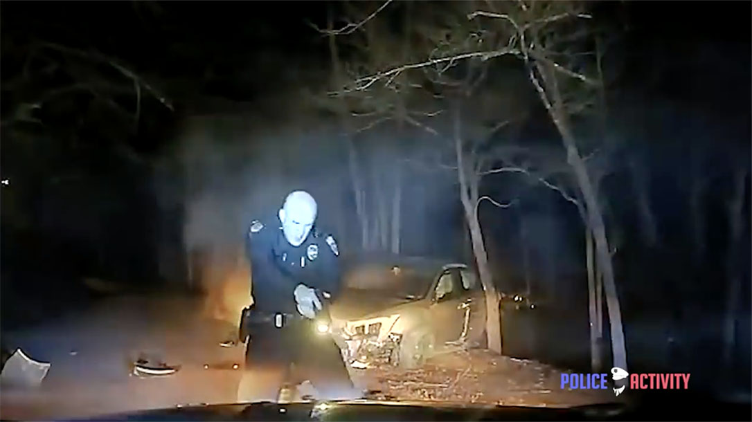 georgia police shooting officer gun drawn