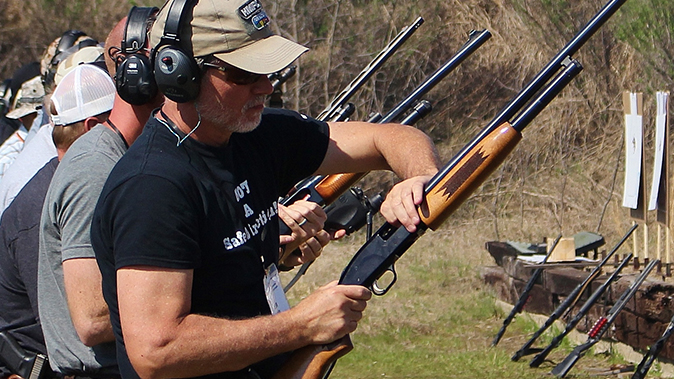 tactical shotgun loading