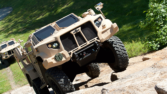 Oshkosh JLTV hill climbing