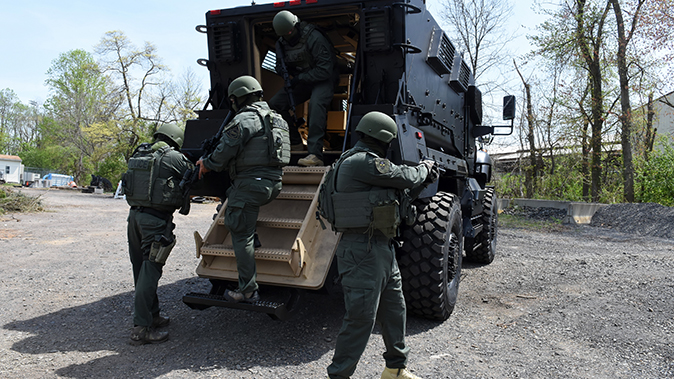 mrap vehicle police stairs