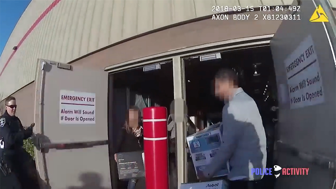 seattle costco thieves body cam arrest