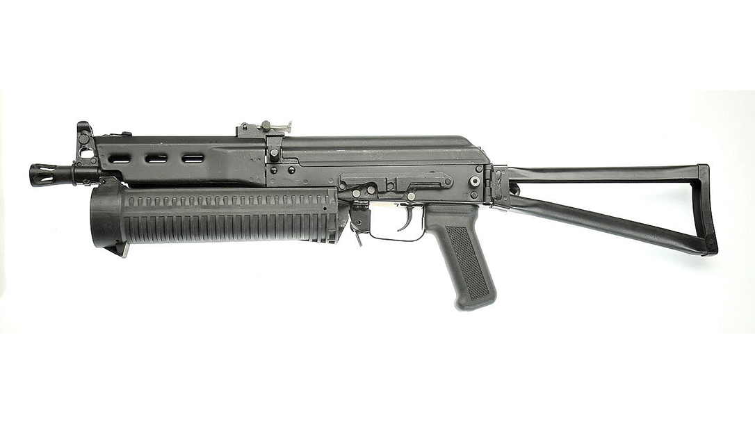 russian submachine guns PP-19 Bizon