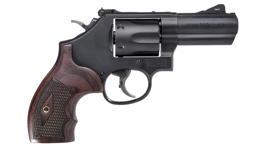 Smith & Wesson Performance Center Model 19 Carry Comp Revolver right