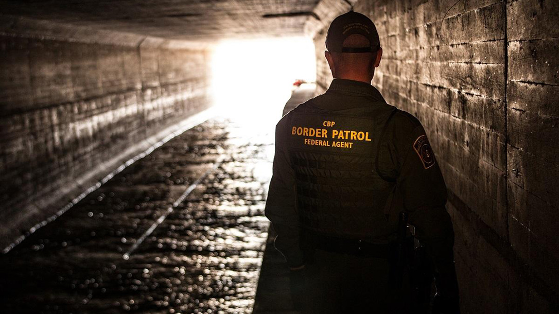 us border patrol, border patrol agent, leupold mark 5hd riflescope