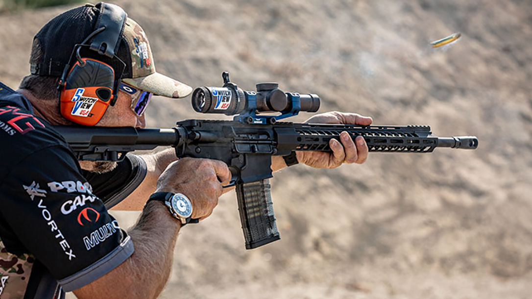 Caracal, Caracal Versus, Caracal Versus rifle, Caracal Versus rifle shooting