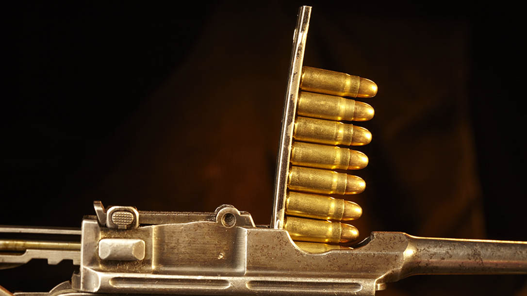 mauser, mauser c96, mauser c96 pistol, mauser c96 broomhandle, broomhandle pistol, mauser c96 pistol loading