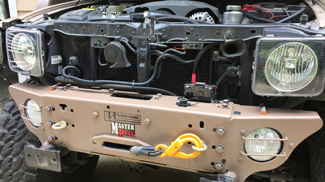 hummer, humvee, humvee vehicle, h3 humvee, recon h3, recon h3 humvee, recon h3 humvee winch installation
