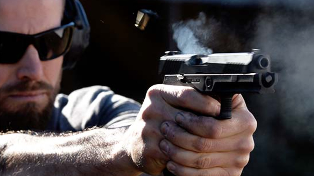 sig sauer, sig sauer p320, sig p320, sig p320 pistol, webb county sheriff sig p320, webb county sheriff