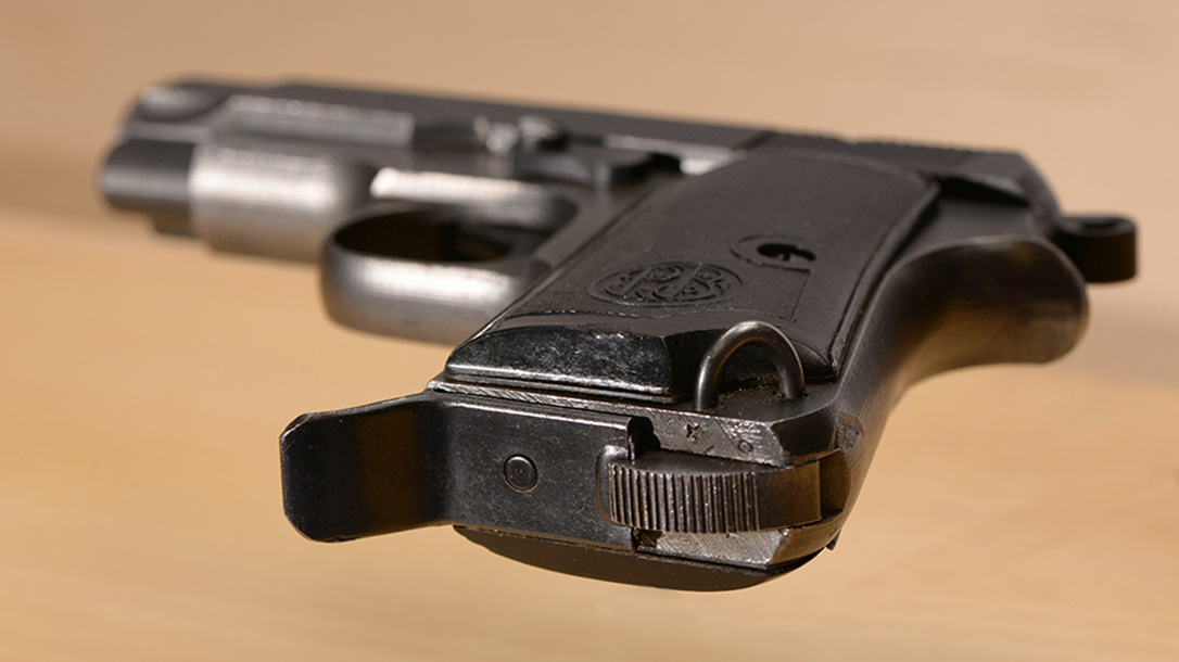 beretta, beretta 1934, beretta model 1934, beretta 1934 pistol, beretta model 1934 pistol, beretta model 1934 pistol mag release