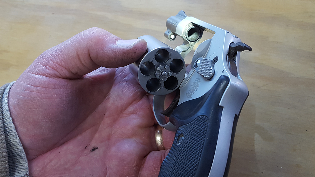 Clean Your Gun, unload