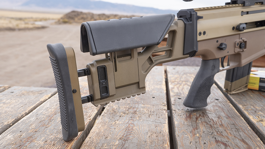FN SCAR 20S Review, FN SCAR, stock
